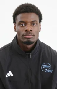 No. 15 Iowa Central pulls through on the road
